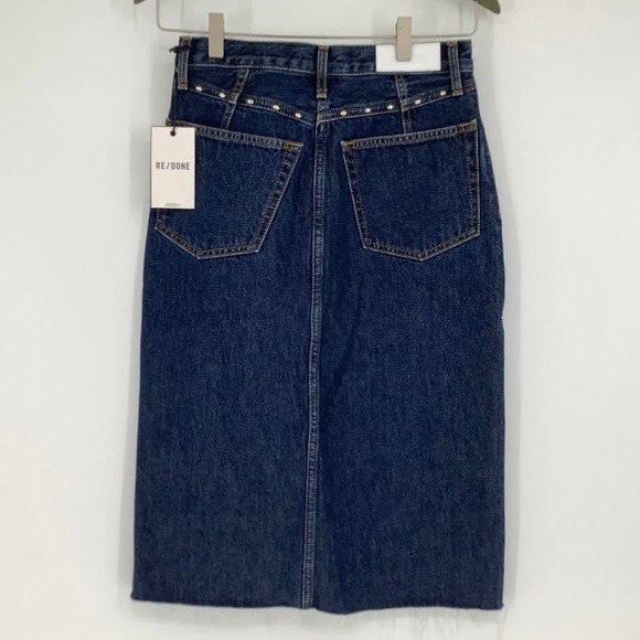 NEW! RE/DONE Sz 26 Midi Denim Skirt Heritage Rinse Stud Blue Jean $395 msrp I9-6 - Picture 3 of 10